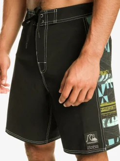 Quiksilver Gregg Kaplan Blank Canvas Arch 18