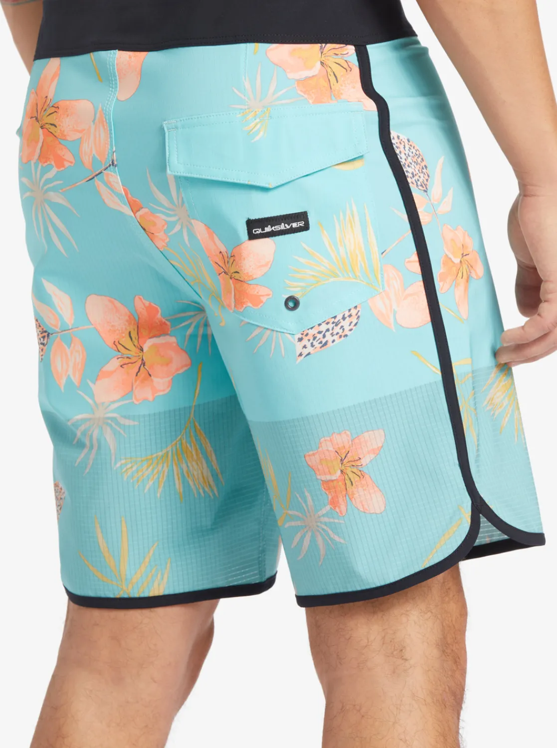 Quiksilver Highline Scallop 19" Boardshorts Blue Radiance Outlet