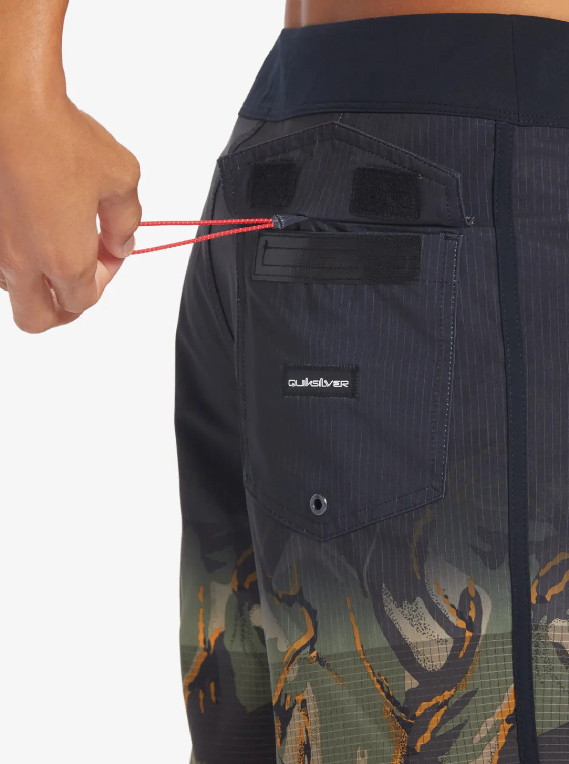 Quiksilver Highline Scallop 19" Boardshorts Four Leaf Clover Online