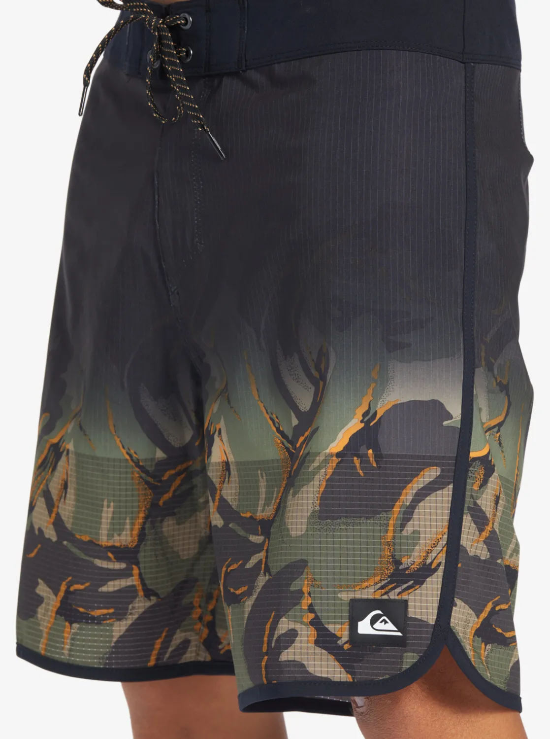 Quiksilver Highline Scallop 19" Boardshorts Four Leaf Clover Online