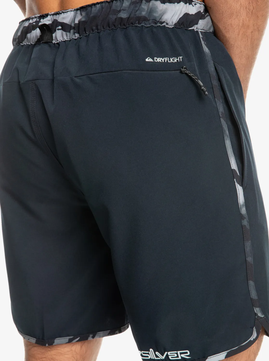 Quiksilver Omni Scallop 17" Amphibian Boardshorts Black Best