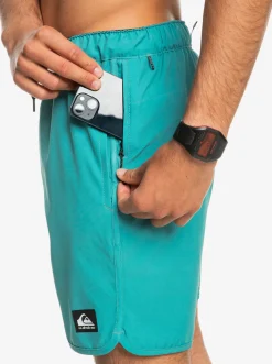 Quiksilver Omni Scallop 17