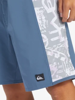 Quiksilver Surfsilk Arch 18