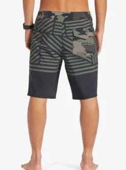 Quiksilver Surfsilk Hawaii Flag 20 20