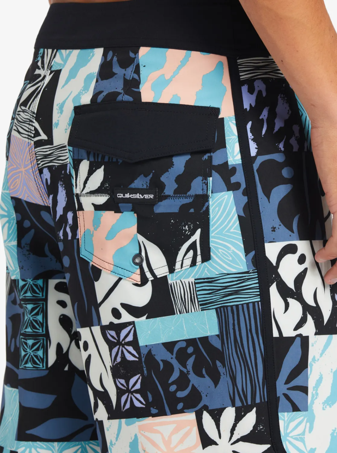 Quiksilver Surfsilk Hawaii Scallop 19 19" Boardshorts Black Outlet