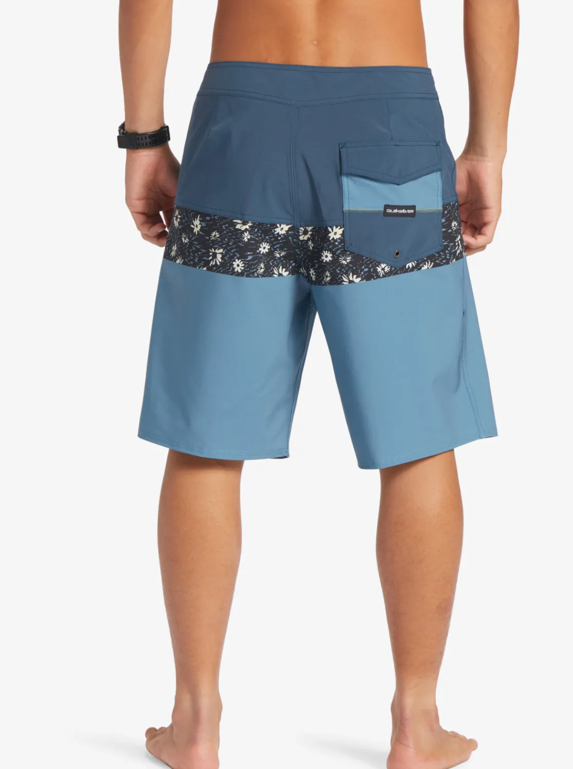 Quiksilver Surfsilk Panel 20" Boardshorts Aegean Blue Flash Sale